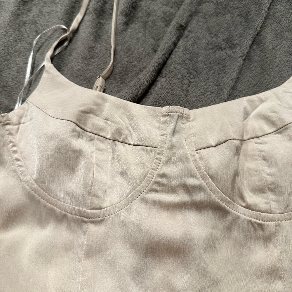 Hello Molly Nude Dress / medium preowned - Picture 3 of 5